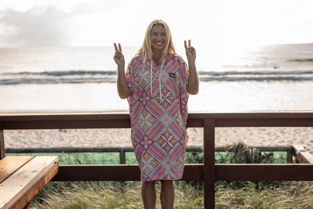 Rosy Tides - Hooded Towel Recycled Sand Free