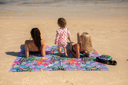 XL Kasey Rainbow - Recycled Sand Free Beach Towel Double
